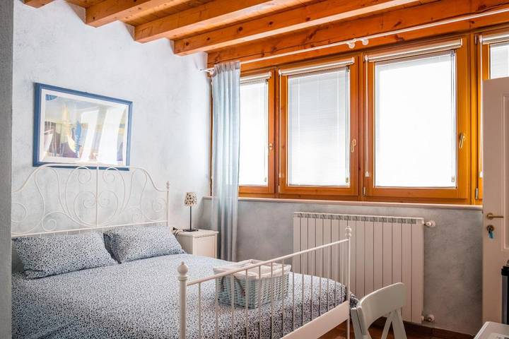 Chambre d’hôte pour 2 personnes, avec Terrasse ainsi que Jardin et Vue à Solferino