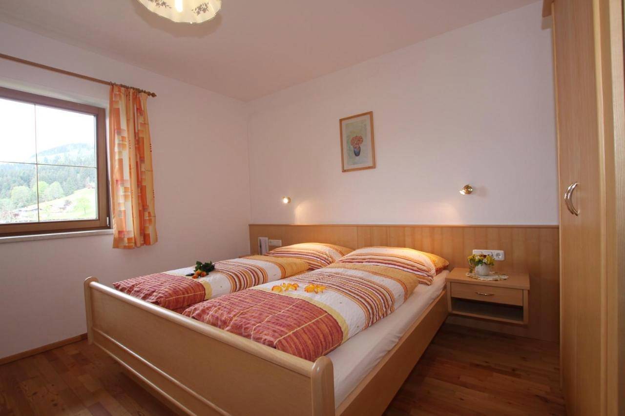 Ganze Wohnung, Standard Two-Bedroom Apartment with Balcony in Brixen im Thale, Kaisergebirge