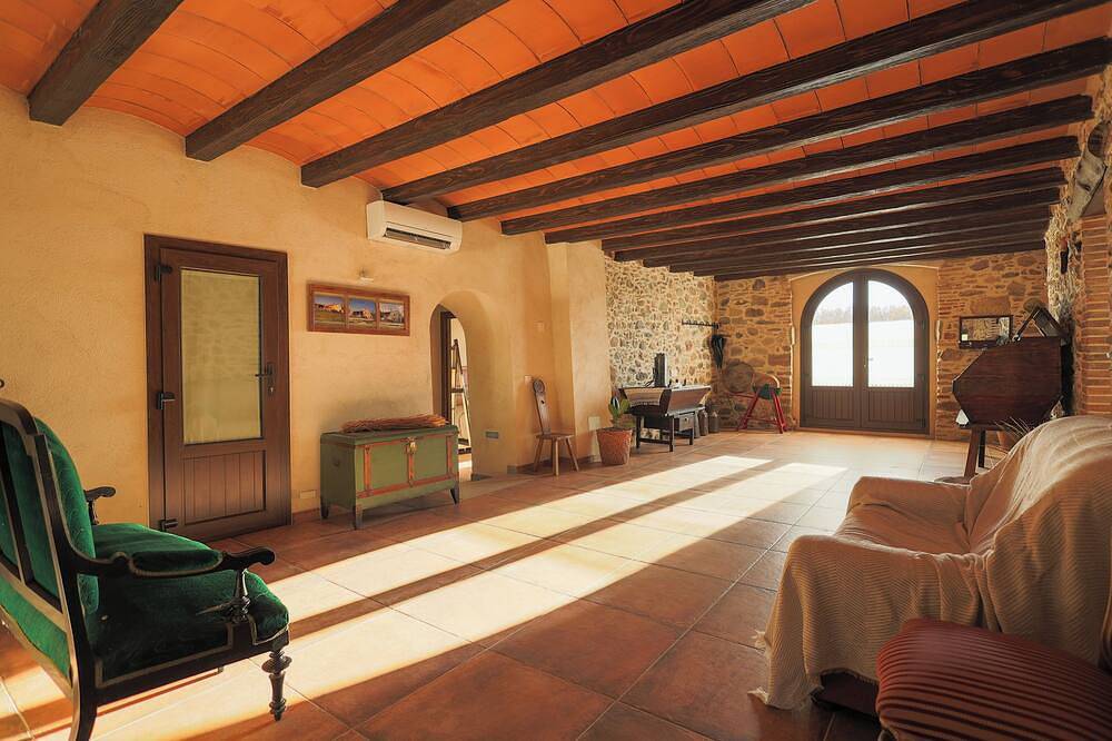 Can Feu: Casa rural, 16-18 personas en Sant Antoni de Vilamajor, 30' Barcelona in Sant Antoni de Vilamajor, Barcelona Province