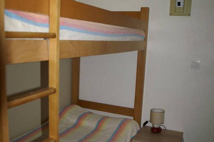 Ganze Wohnung, Bis 50m skipiste, parkmöglichkeiten, fernseher, schließfach für die skier, 20-22m², Les 7 Laux in Prapoutel, Les Adrets