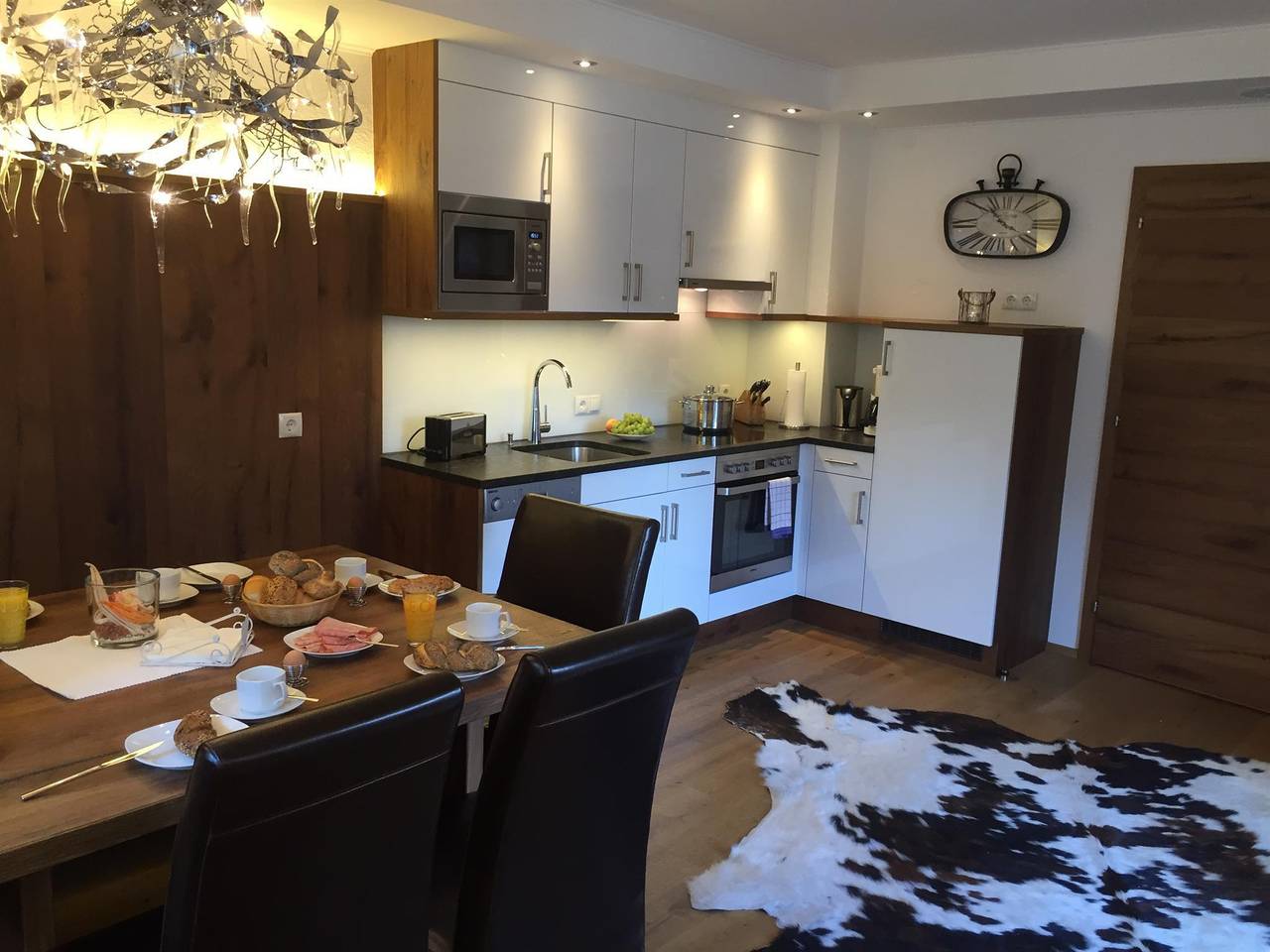 Geheel vakantieappartement, App/3 slaapkamers/bad, wc in Tux Alps, Ried im Zillertal