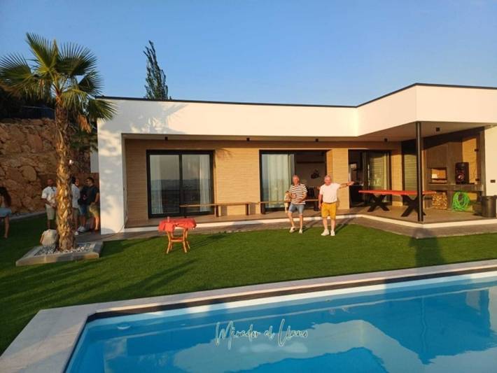 Casa de huéspedes para 7 personas, con terraza y jardín en Pozo Alcón