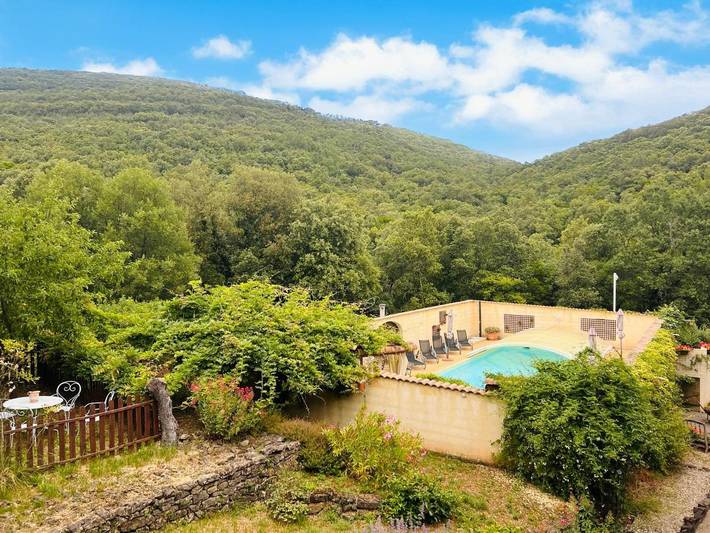 Location de vacances pour 7 personnes, avec piscine ainsi que jacuzzi et jardin à Corbès - 3