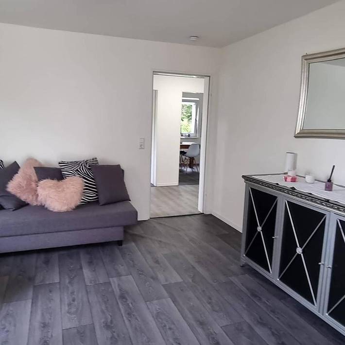 Ferienwohnung für 4 Personen, mit Balkon und Terrasse sowie Garten und Ausblick in Lindau