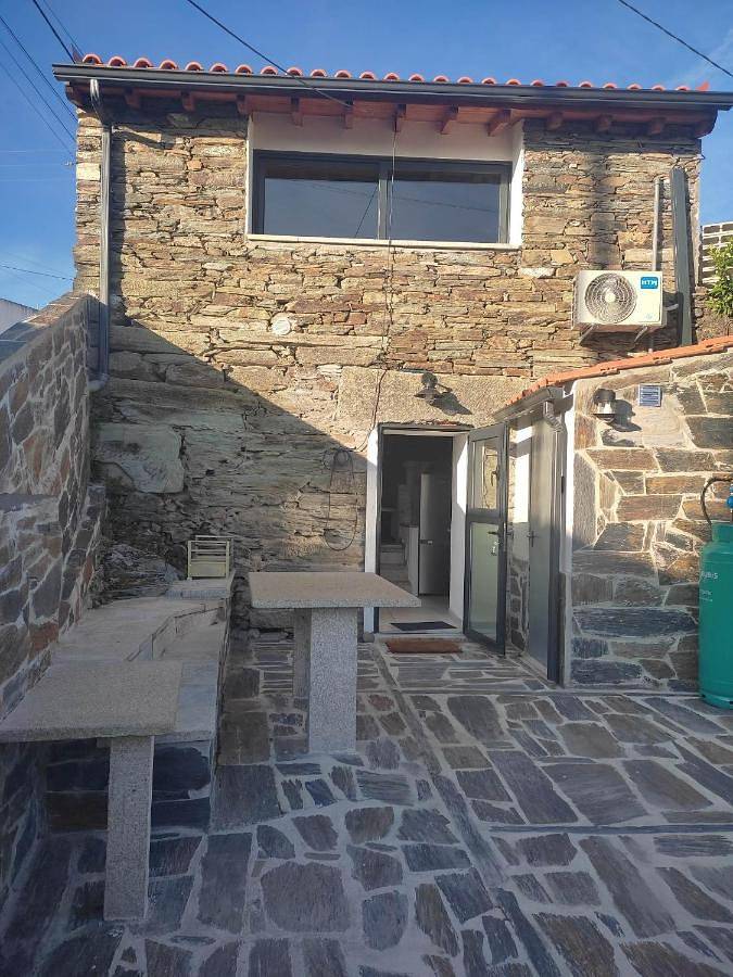 Location de vacances pour 4 personnes, avec vue et terrasse, animaux acceptés dans Tabuaço - 4