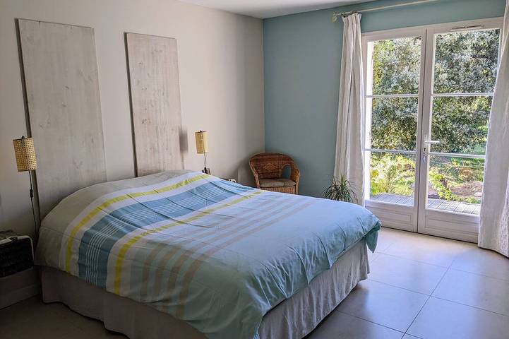 Location de vacances pour 8 personnes, avec jardin à Mirabeau - 2