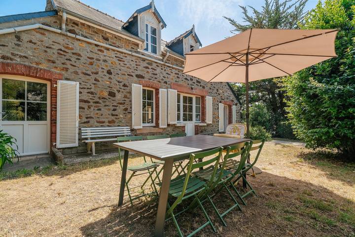 Maison de vacances 'Maison Pleneuf Val André Plage 5 min à pied' avec terrasse, jardin privé et Wifi in Pléneuf-Val-André, Côte de Goëlo