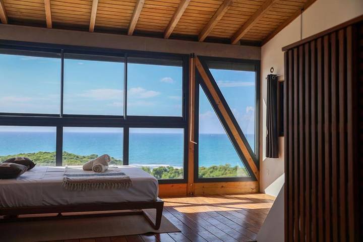 Location de vacances pour 8 personnes, avec jardin ainsi que vue et piscine dans Plage de Petit-Havre - 4