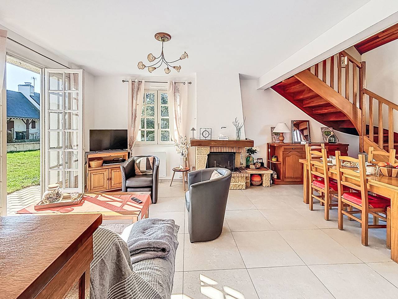 Maison Kervrazic in Locoal-Mendon, Côte des Mégalithes