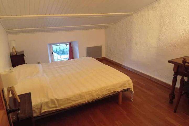 Location de vacances pour 6 personnes, avec jardin à Vézénobres - 4