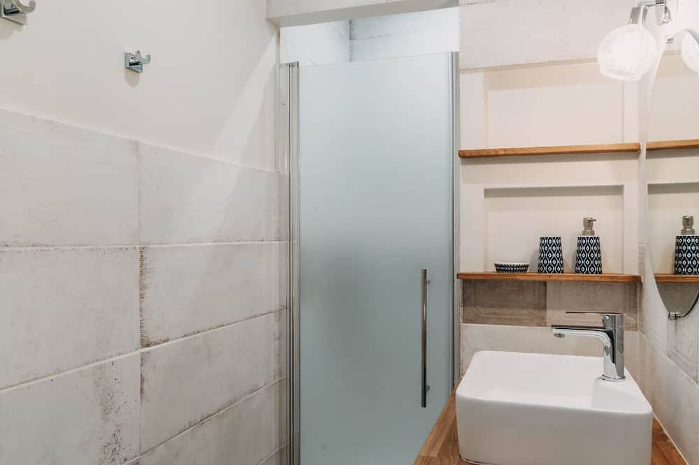 Ganze Wohnung, Charmante Ferienwohnung mit Terrasse und Pool in Armissan, Mittelmeerküste (Frankreich)