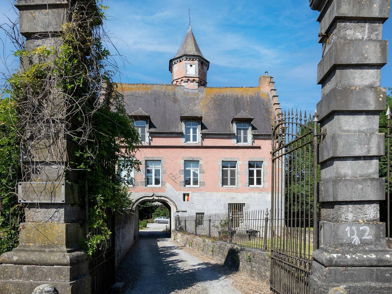 Ferienhaus für 15 Personen mit Garten in Cerfontaine, Region Namur