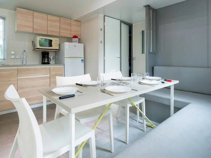 Camping für 6 Personen, mit Terrasse und Kinderpool in La Tranche-sur-Mer - 3