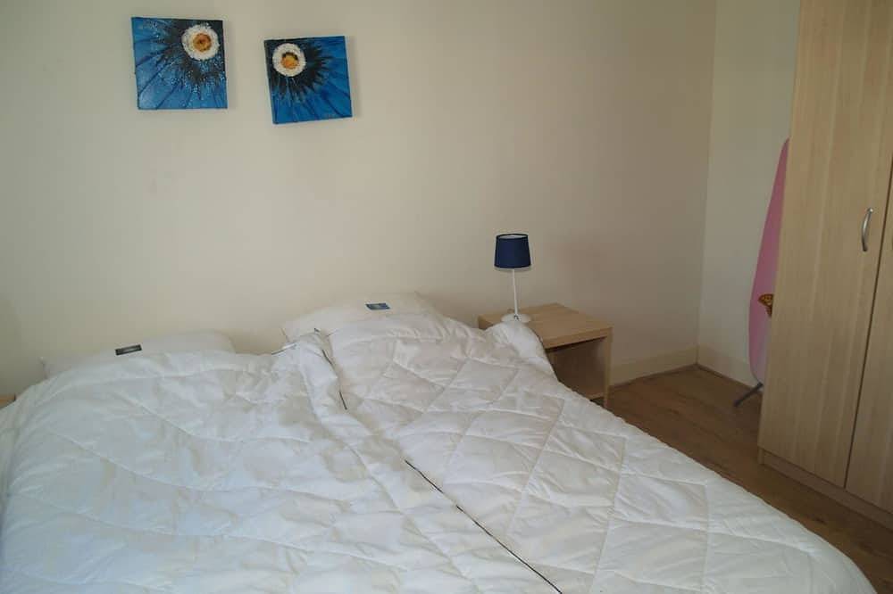 Wunderbares alleinstehendes Ferienhaus für 4 Leute mit Pool,  W-Lan, Tv und Terrasse in Dordrecht, Nationalpark De Biesbosch
