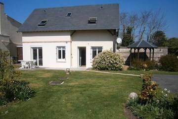 Location de vacances pour 5 personnes, avec terrasse à La Poterie-Cap-d'Antifer