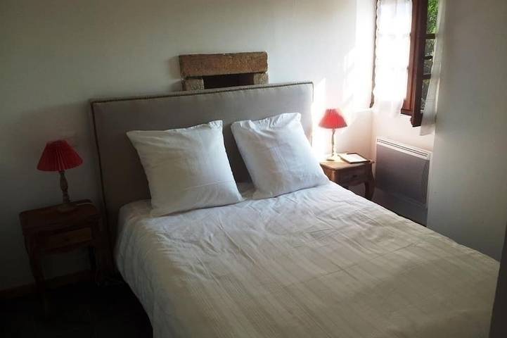 Gîte pour 12 personnes, avec jardin à Bressolles - 3