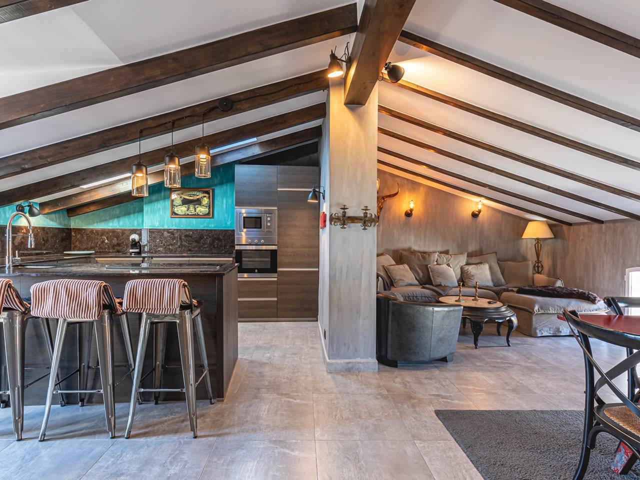 Casa 6 pers, 3 dorm, cerca de la playa y tiendas, aire acondicionado in Altea pueblo, Altea