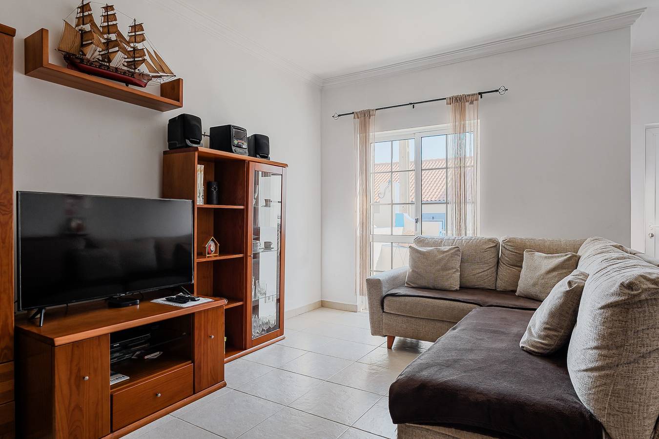 Appartement 'Alojamento Local Família Coelho' met Wi-Fi in Quinta do Conde, Halbinsel von Setúbal