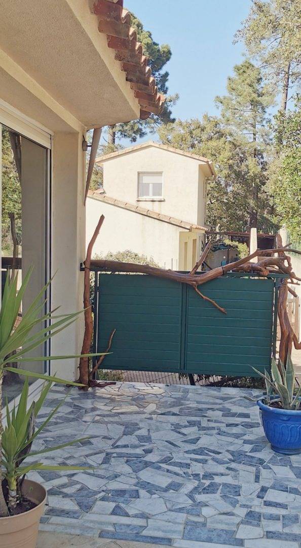 Gîte pour 8 personnes, avec balcon ainsi que jardin et piscine en Corse-du-Sud - 4