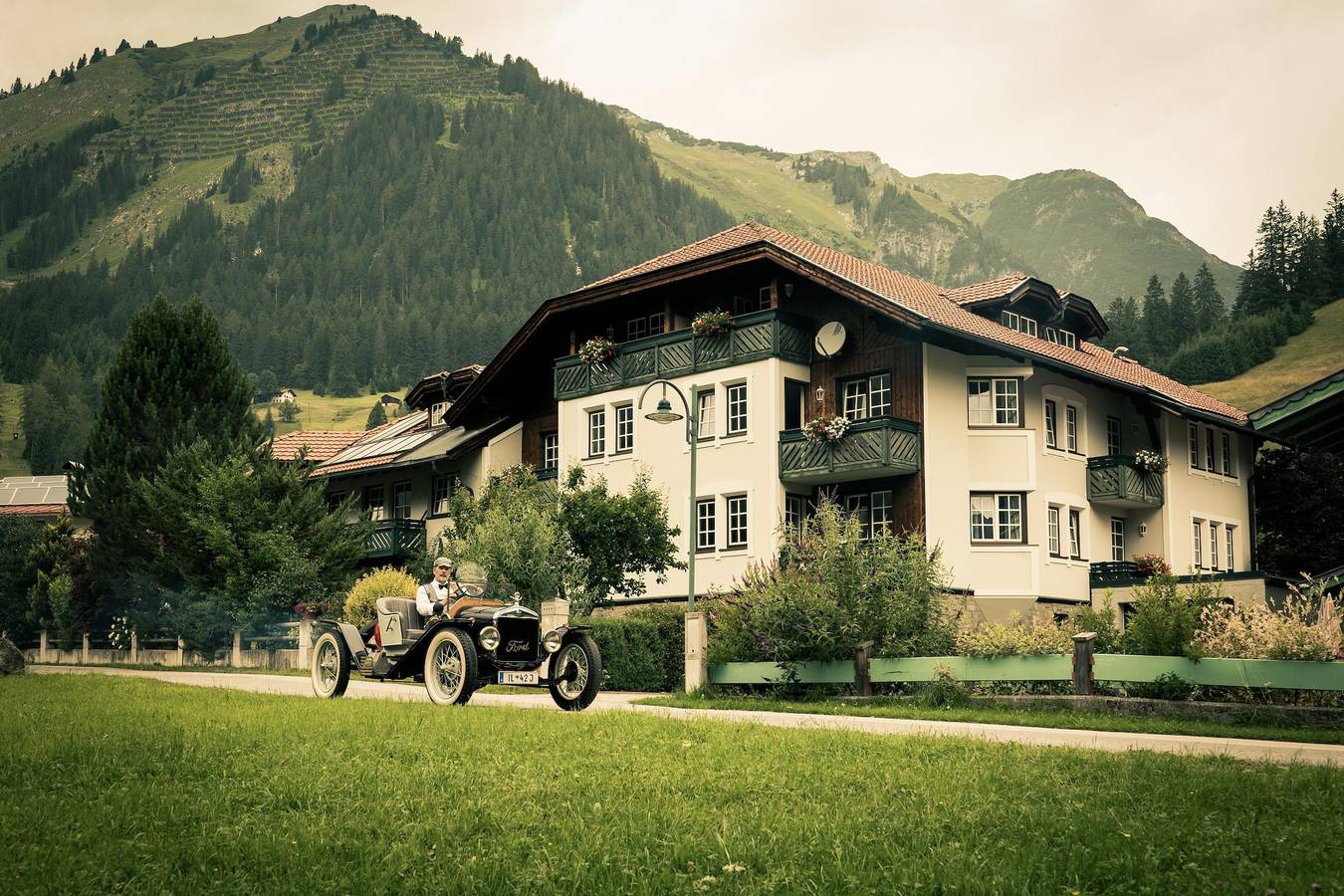 Entire holiday apartment, Apart - Suite (max. 2 Personen) ab 3 N in Holzgau, Allgäu alps (Austria)