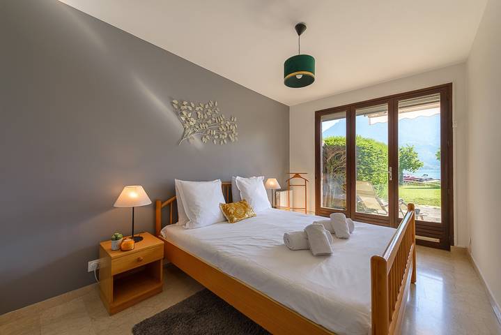 Gîte pour 5 personnes, avec terrasse ainsi que jardin et vue sur le lac à Duingt - 2