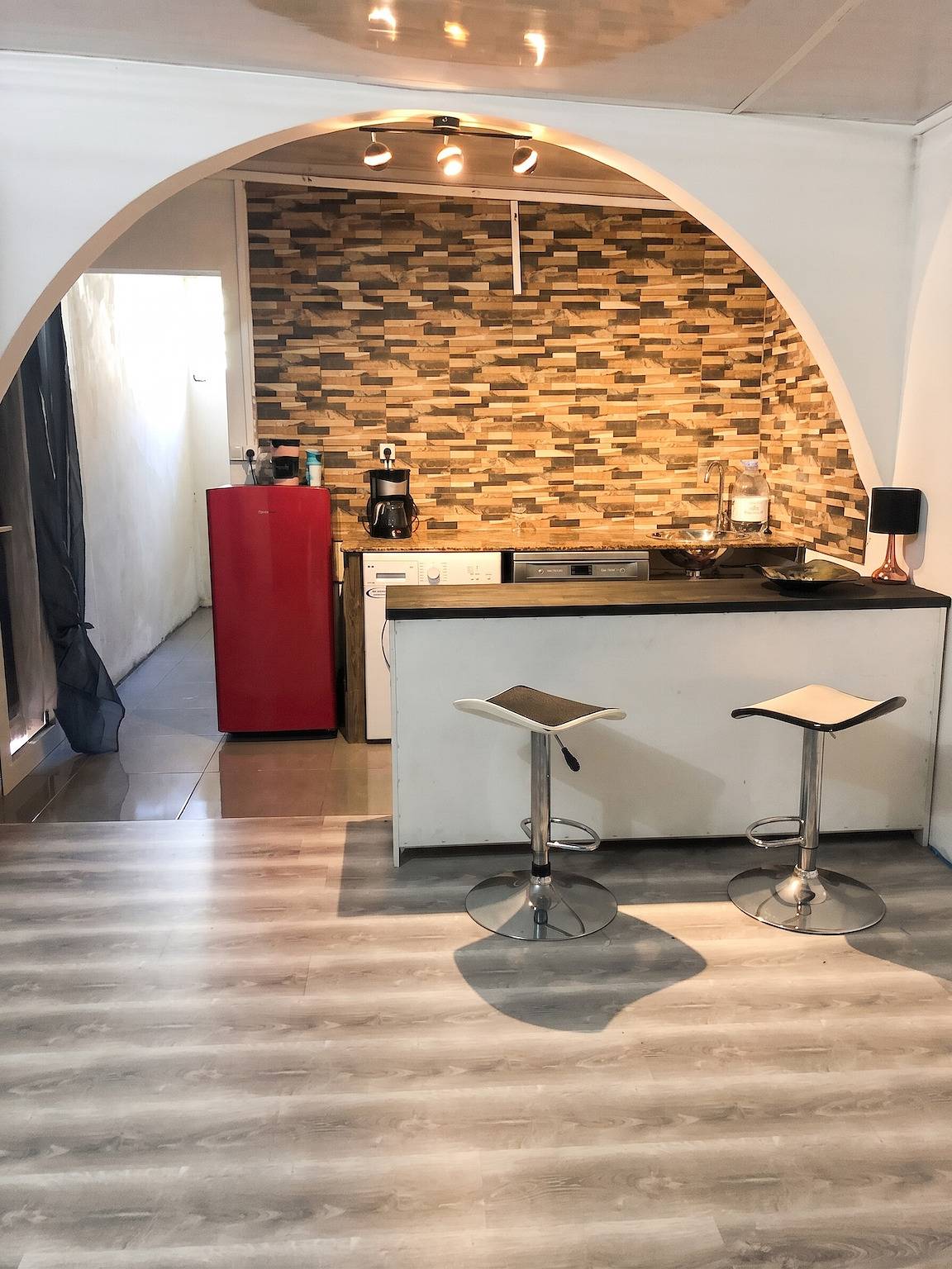 Studio entier, Studio charmant à Saint-Pierre - 30 m² - Proche jardin clôturé in Saint-Pierre (Réunion), Île de la Réunion