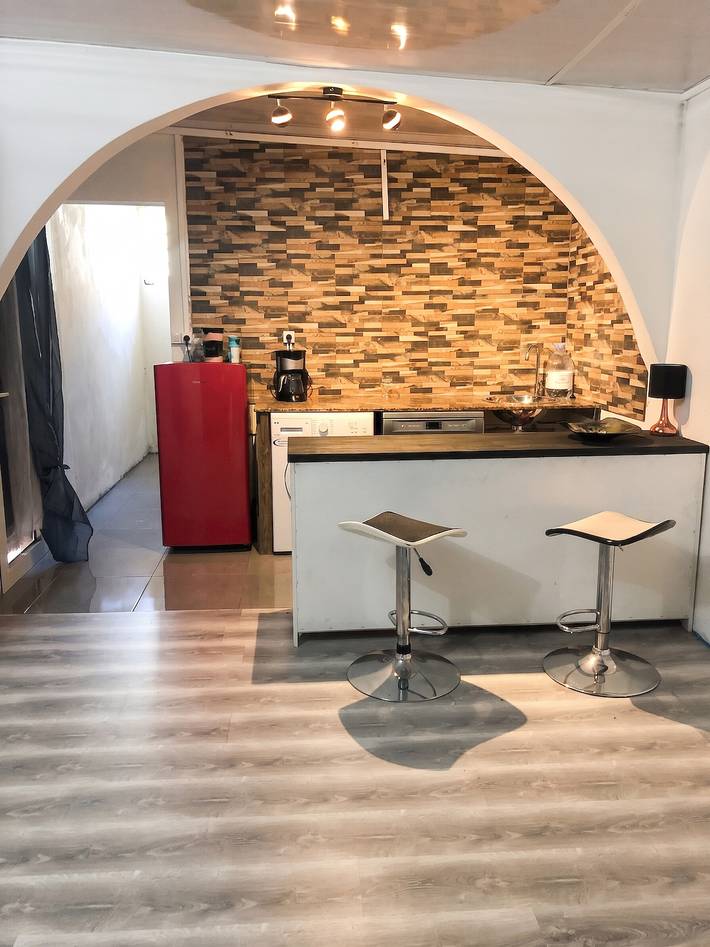 Studio entier, Studio charmant à Saint-Pierre - 30 m² - Proche jardin clôturé in Saint-Pierre (Réunion), Île de la Réunion