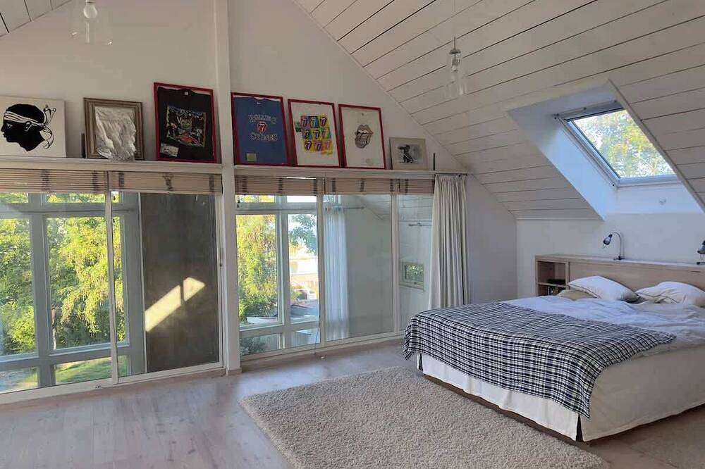 Sea-View Scandinavian Villa, Near Stockholm in Nacka, Stockholmer Schärengarten