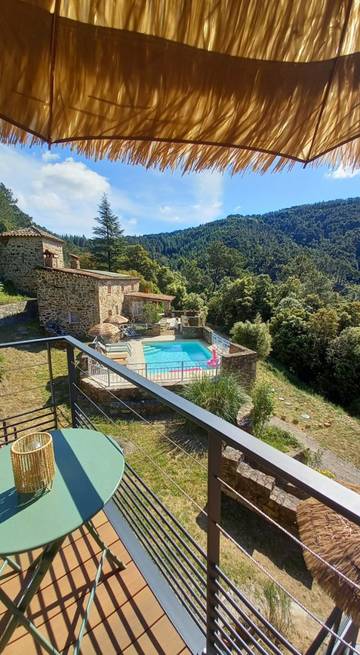 Gîte pour 2 personnes, avec piscine et jardin à Saint-Jean-du-Gard