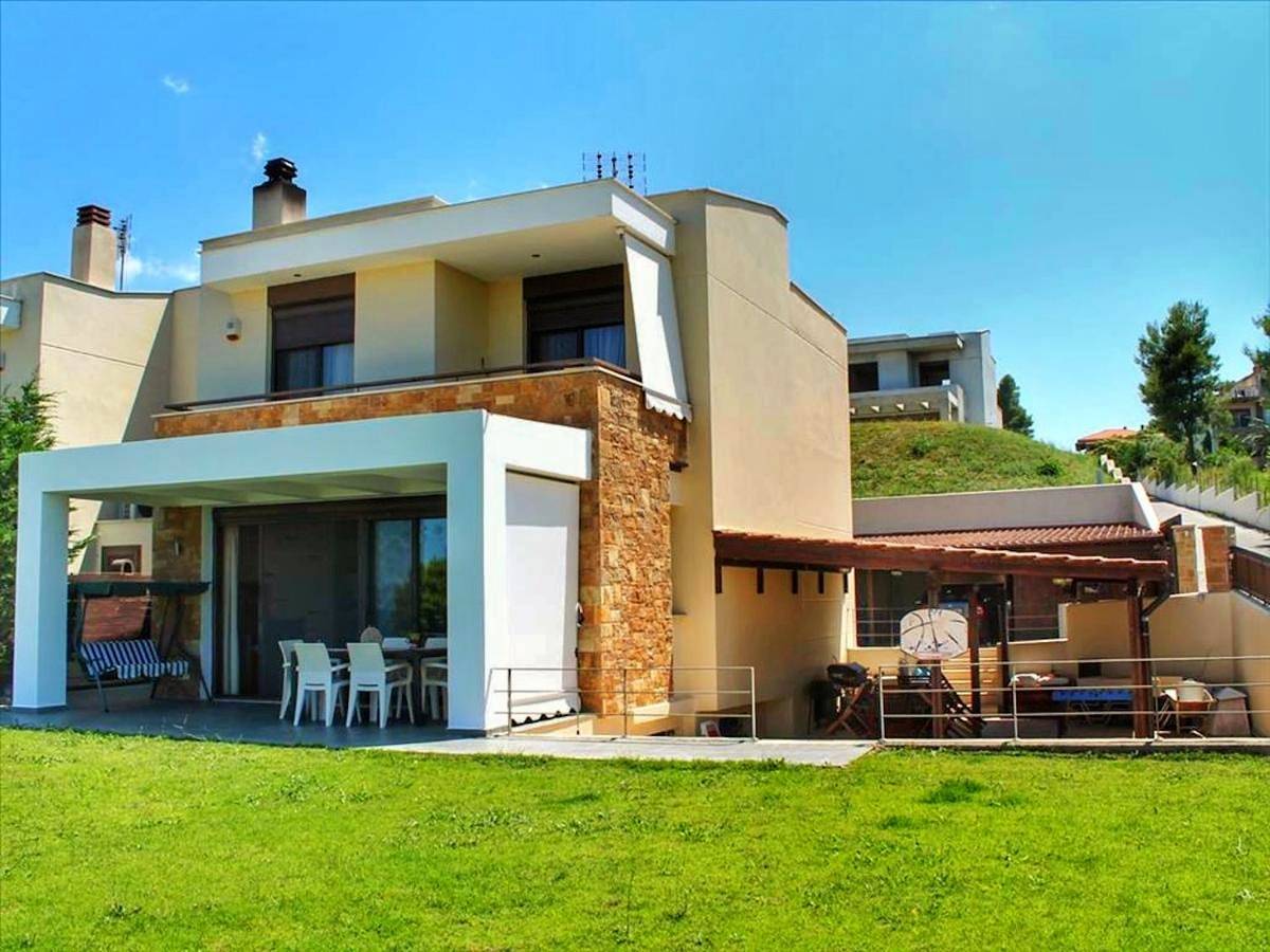 Five-Bedroom House in Chaniotis, Kassandra