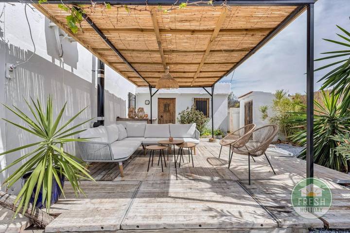 Casa rural para 6 personas, con Terraza y Jardín además de Piscina y Vistas en Sedella - 3