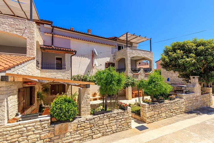 Ferienwohnung für 3 Personen, mit Balkon/Terrasse in Pula-Medulin