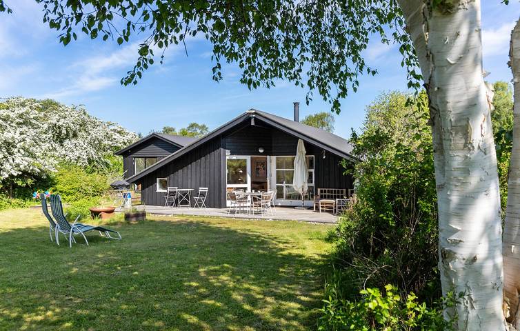 Ferienhaus für 6 Personen, mit Terrasse und Garten - 1
