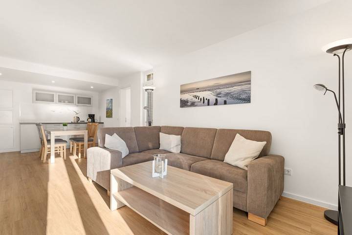 Ferienwohnung für 2 Personen, mit Ausblick und Terrasse sowie Sauna in Wremen