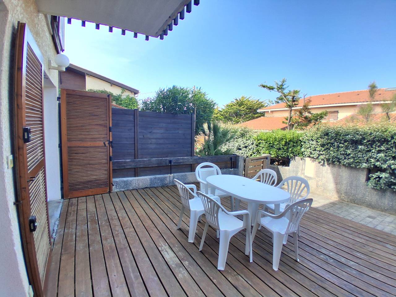 Duplex Villa with Pool Near Seignosse Beach and Shops in Seignosse Océan, Seignosse