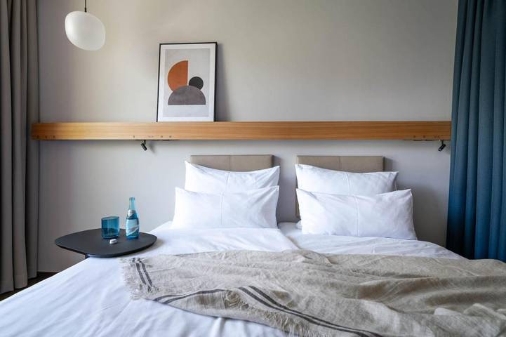Hotel für 3 Personen, mit Terrasse und Whirlpool sowie Garten und Pool in Bludenz - 4