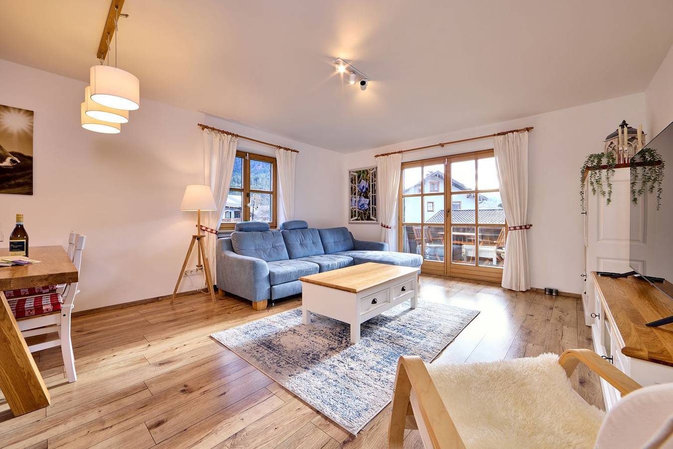 Ganze Wohnung, Ferienwohnung Alpenzauber - Modernes Apartment mit charmantem Bergblick in Garmisch-Partenkirchen, Bayerische Alpen