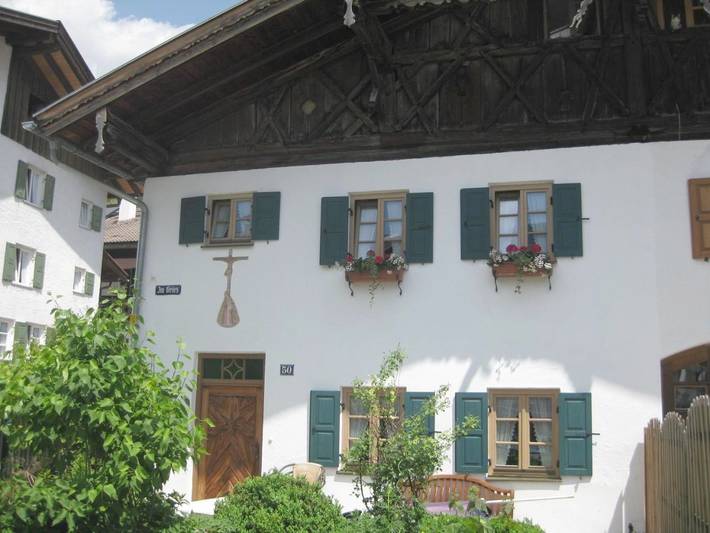 Ferienhaus für 6 Personen, mit Ausblick und Garten im Mittenwald