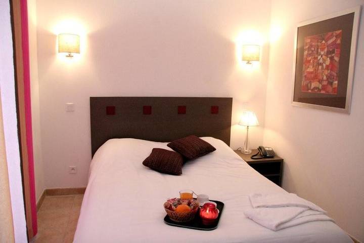 Hôtel pour 2 personnes, avec piscine et jardin, animaux acceptés à Barbaste - 3