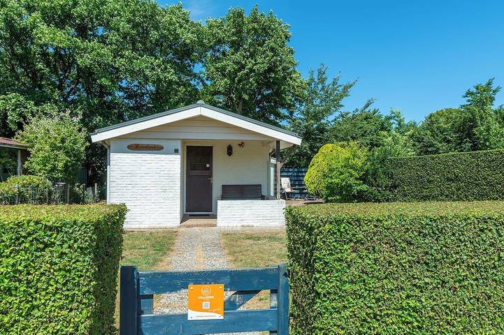 Ferienhaus für 2 Personen, mit Terrasse und Garten in Callantsoog