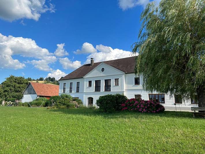Ferienwohnung für 2 Personen, mit Garten und Pool sowie Terrasse, mit Haustier