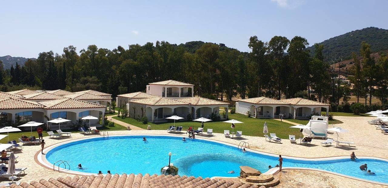 Limone Beach Resort in Cala Sinzias, Castiadas