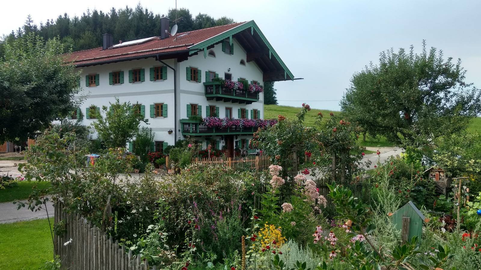 Unterkunft Stoib - Doppelzimmer, TV, Balkon, sep. eigenes Bad und optional mit einem Einzelzimmer buchbar in Prien am Chiemsee, Chiemsee