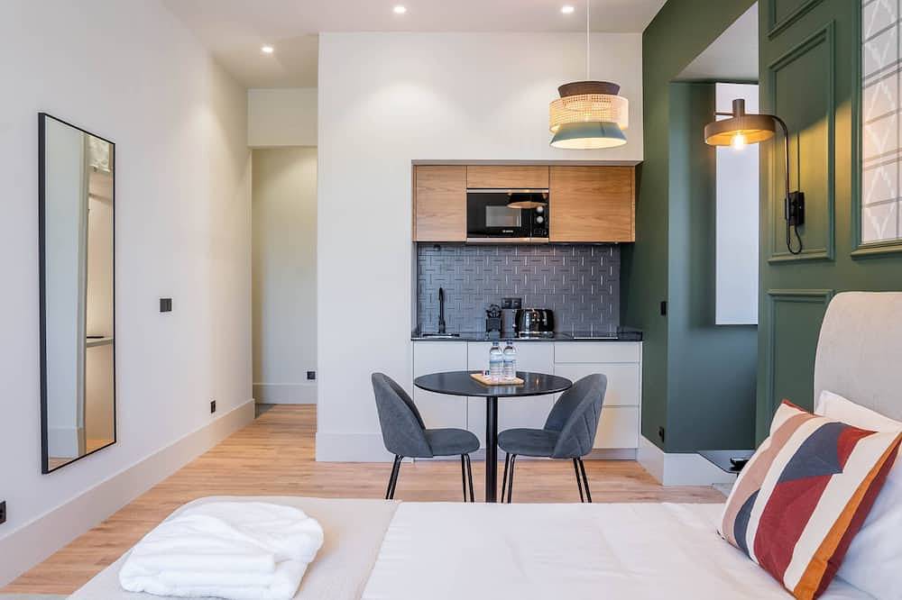 Gigantones Guesthouse - Elegant Studio River View!, foto 11