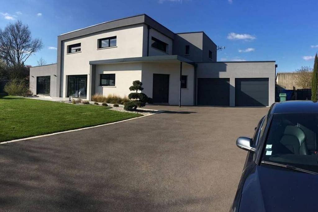 Chambre d'hote dans villa avec piscine in Étival-lès-le-Mans, Sarthe
