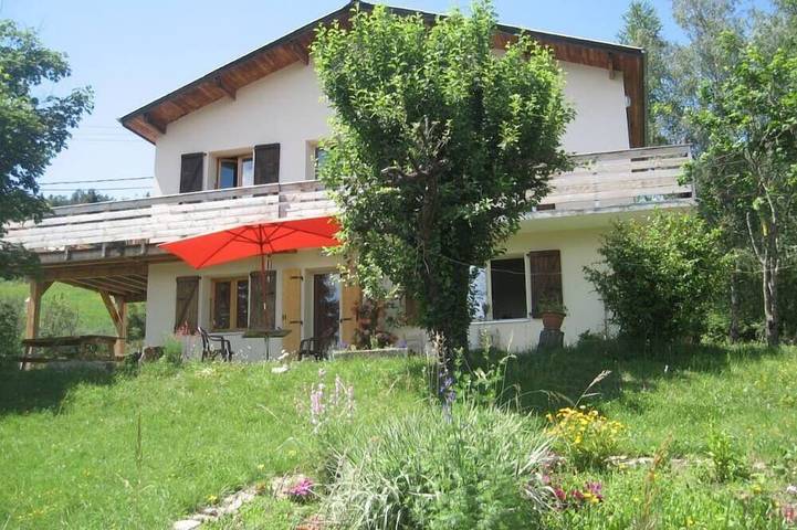 Gîte pour 7 personnes, avec jardin et terrasse, animaux acceptés à Montclar - 4