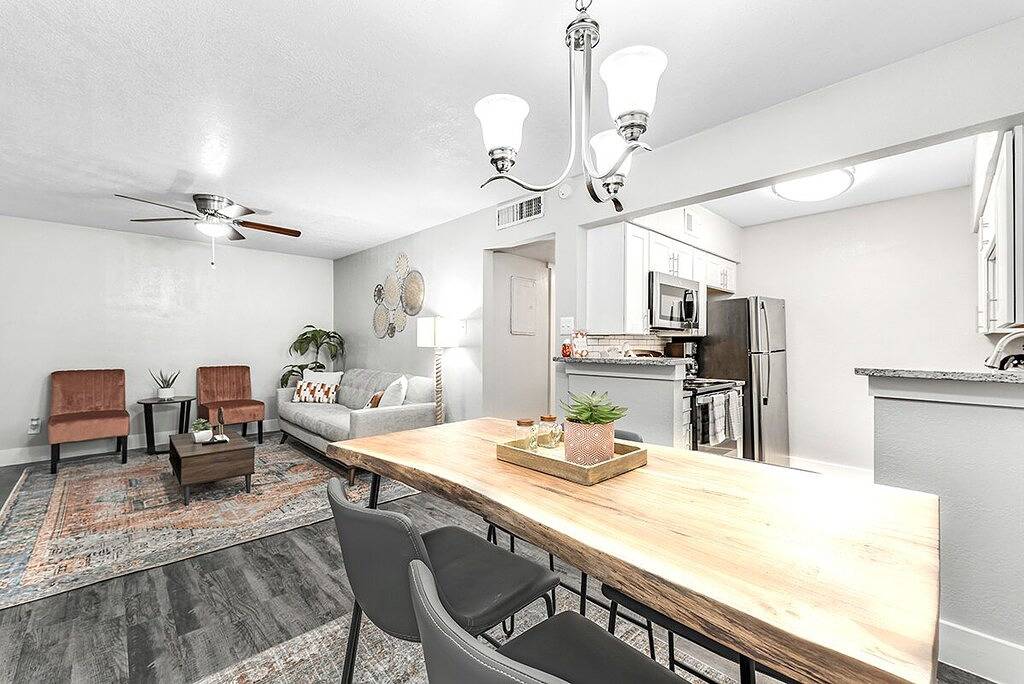 Ganze Wohnung, Best of Arlington | Across from At&T and Six Flags in Arlington, Tarrant County