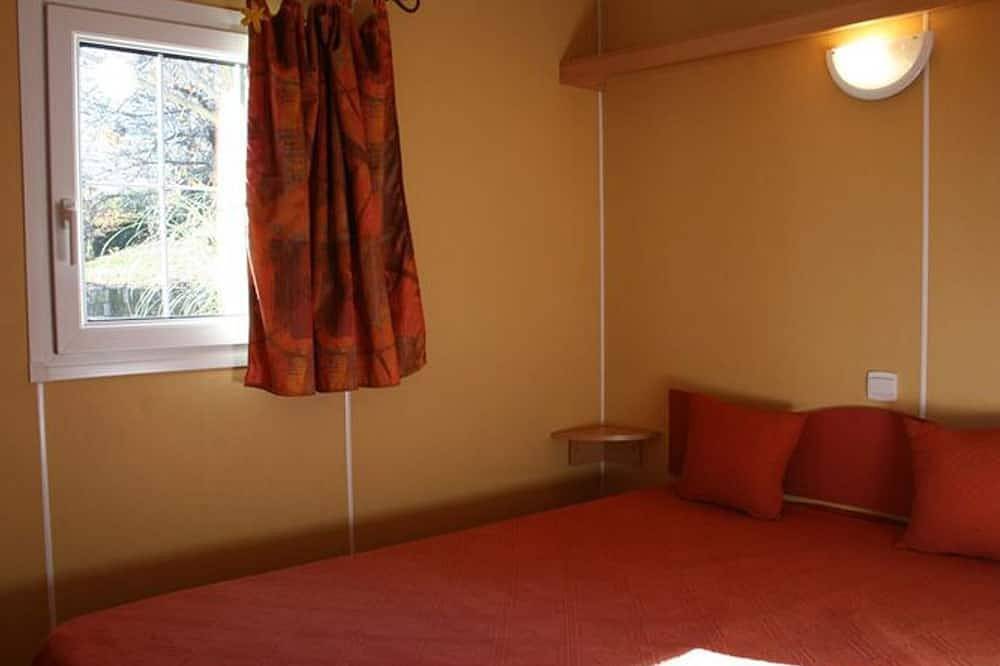 Mobil Home avec Terrasse pour 4 personnes à Ribes in Ribes, Parc naturel régional des Monts d'Ardèche