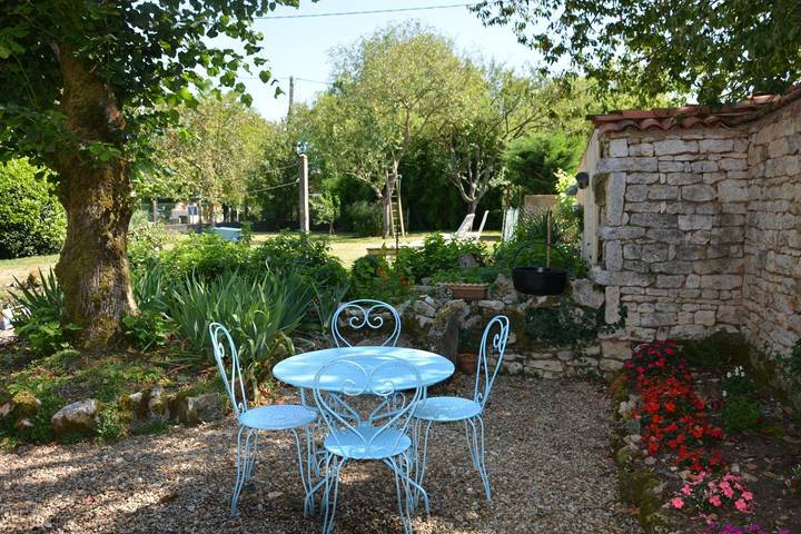 Gîte pour 6 personnes, avec jardin, animaux acceptés dans les Deux-Sèvres - 2