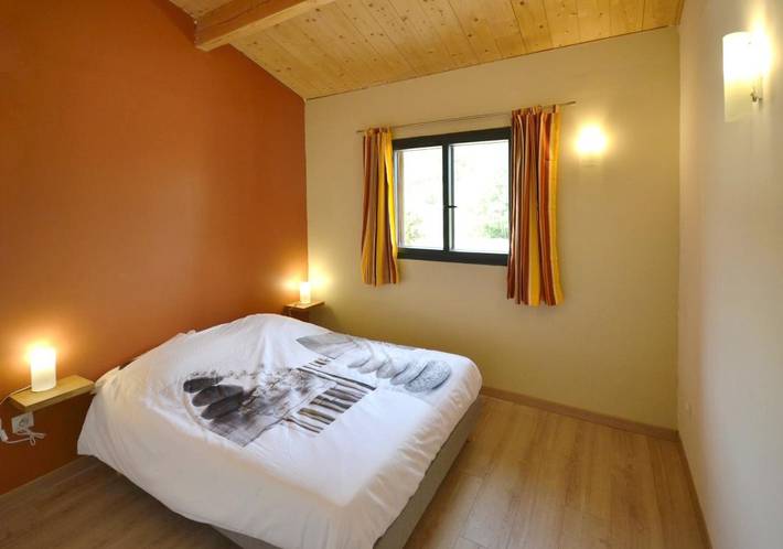 Location de vacances pour 4 personnes, avec jardin et piscine à Camélas - 4